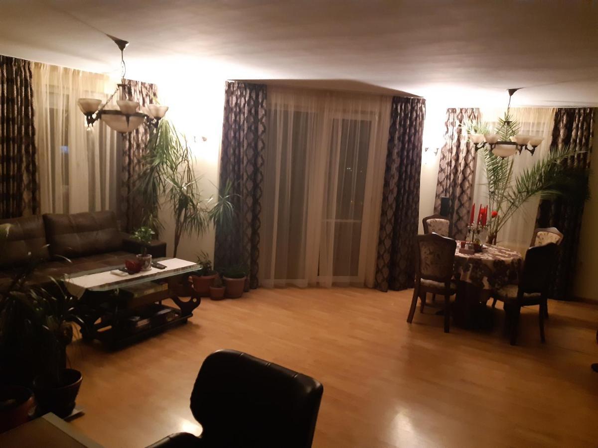 Appartement Nish 7 à Veliko Tarnovo Extérieur photo