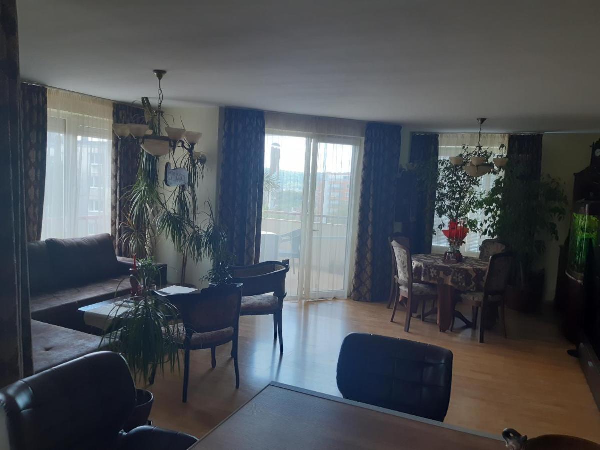 Appartement Nish 7 à Veliko Tarnovo Extérieur photo