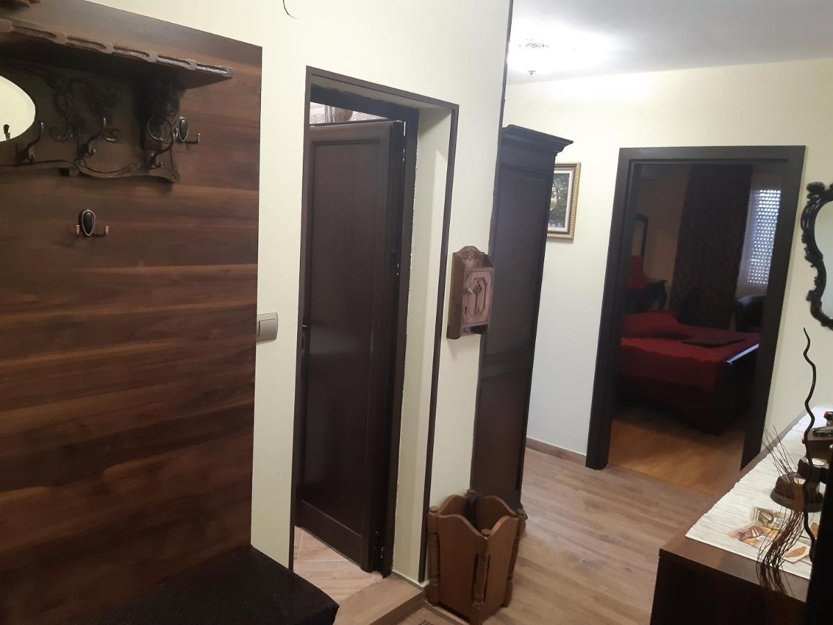 Appartement Nish 7 à Veliko Tarnovo Extérieur photo