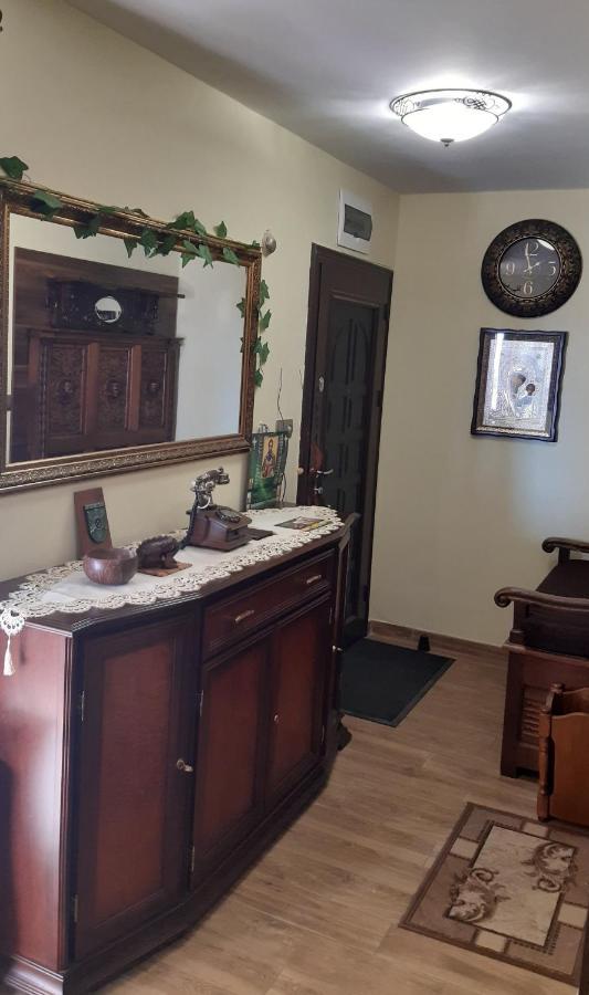 Appartement Nish 7 à Veliko Tarnovo Extérieur photo
